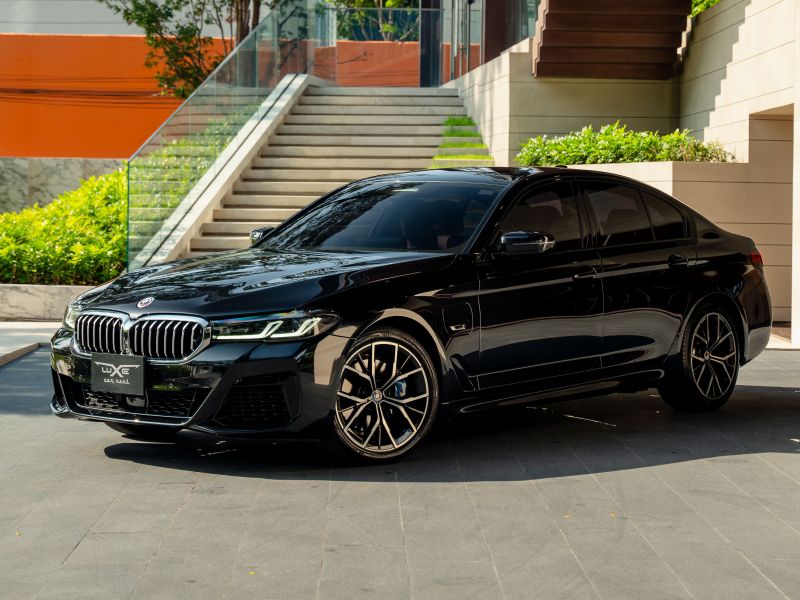 BMW BMW Series 530 E M Sport 