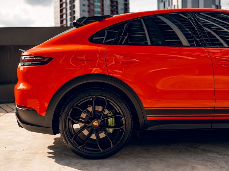 Porsche Cayenne  Lightweight  