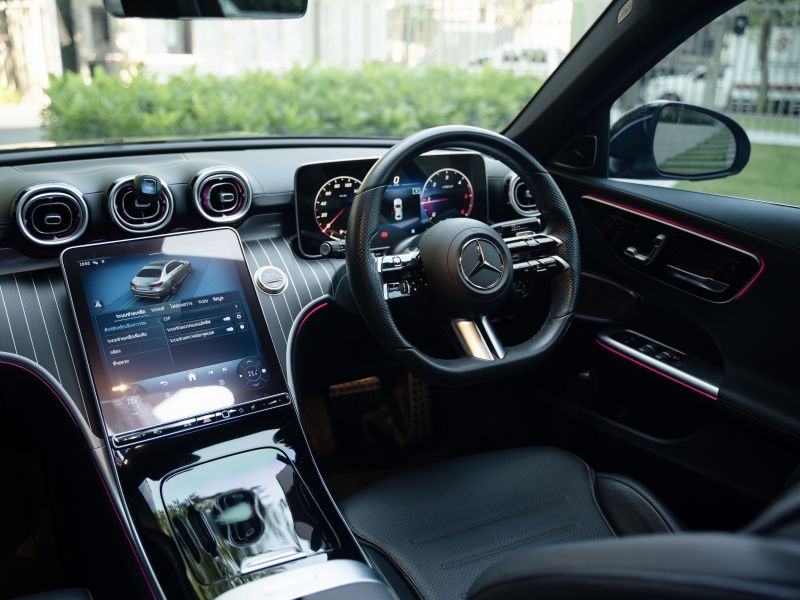 Mercedes-Benz Mercedes - Benz C Class C220 D AMG Dynamic 2023 ปัจจุบัน