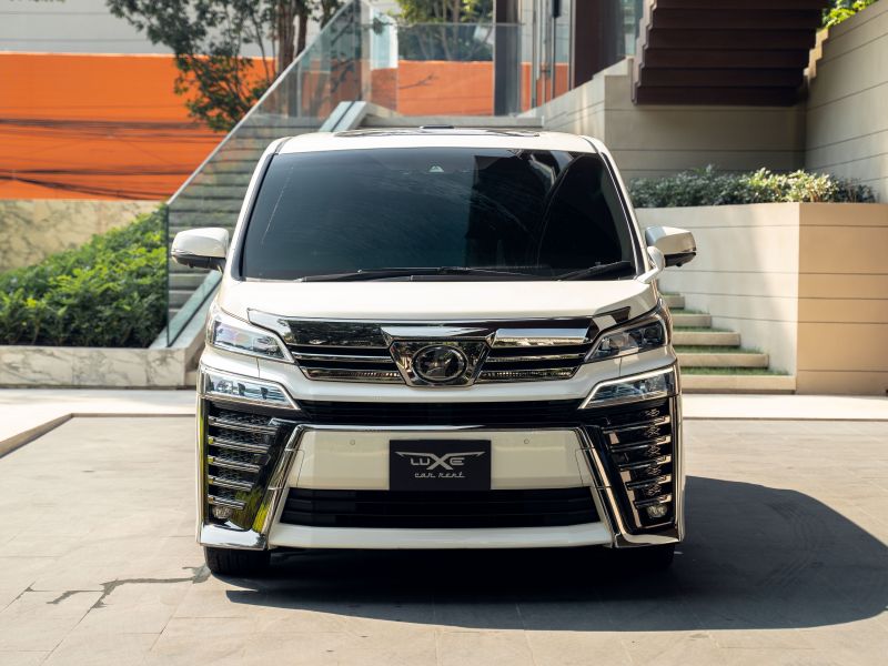 ALPHARD Vellfire ZG White ปัจจุบัน