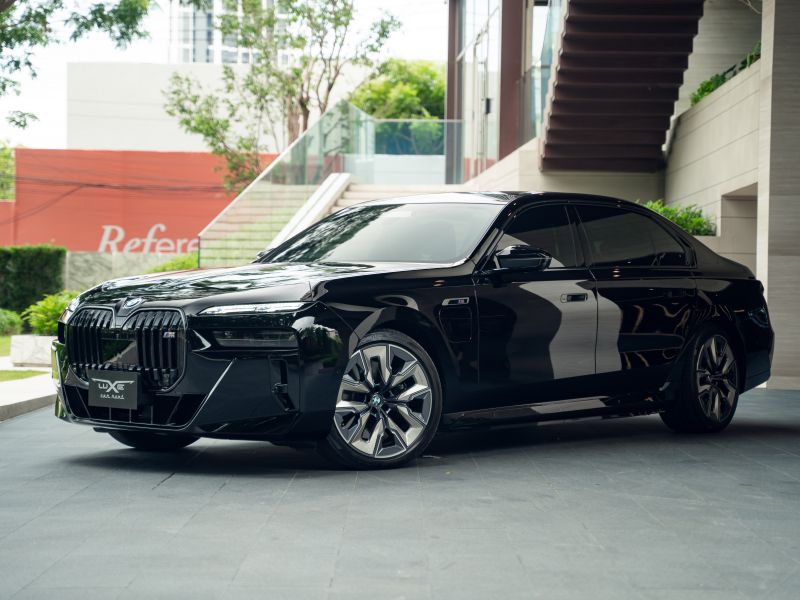 BMW BMW Series 7 M760e Plug in Hybrid