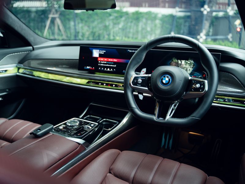 BMW BMW Series 7 M760e Plug in Hybrid -