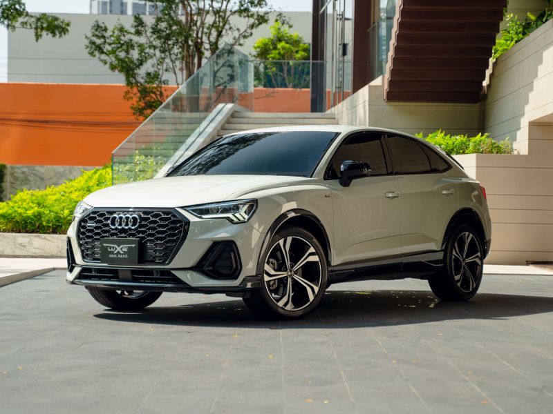 Audi AUDI Q3 Sport Black S line TFSI Quattro