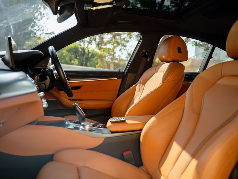 BMW BMW Series 530 E M Sport  -
