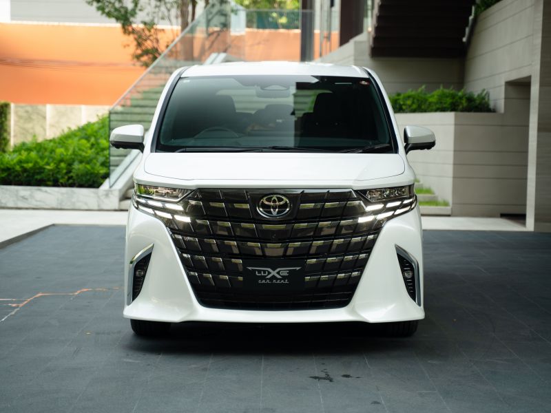 ALPHARD TOYOTA Alphard Z40 Year 2025 -