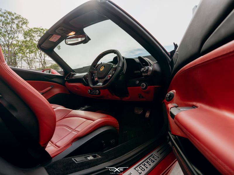 Ferrari FERRARI 488 Spyder 