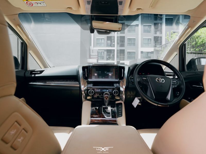 ALPHARD Alphard Hybrid ปัจุบัน