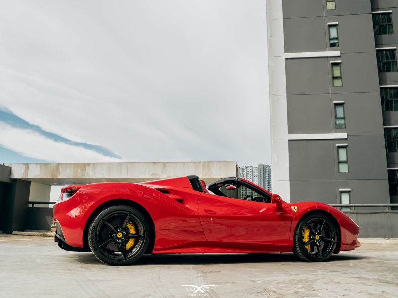 Ferrari FERRARI 488 Spyder 