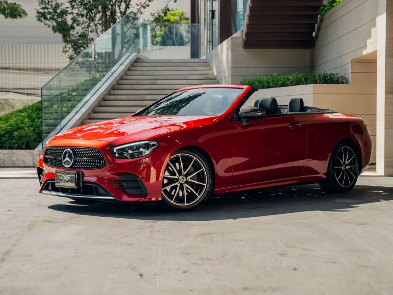 Mercedes-Benz Mercedes - Benz E200 cabriolet AMG Dynamic Facelift