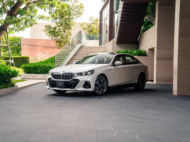 BMW BMW i5 M Sport ( G60 )
