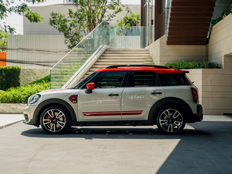 MINI MINI COUPER County Man John Coper Work 4X4 ปัจจุบัน